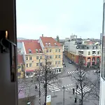 And Cozy 2 Bedroom In Apartman