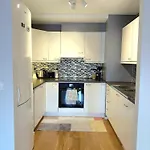 公寓 And Cozy 2 Bedroom In *