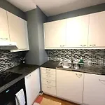 And Cozy 2 Bedroom In Apartman Oslo